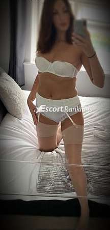 Picture 16 of Guildford escort: Abigail Spencer. 25-09-2023