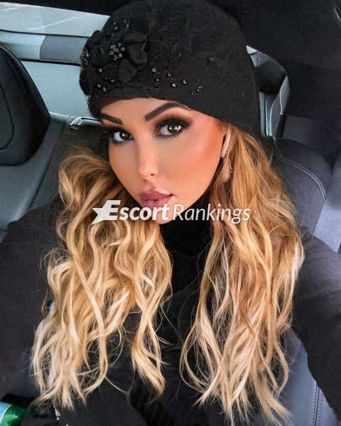 Picture 33 of London escort: Bella Morgane. 22-10-2022
