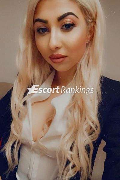 Picture 8 of London escort: Willow. 10-04-2023