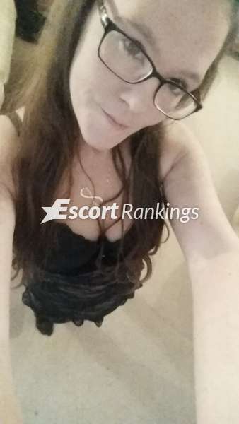 Profile image of Brentwood escort: Lucy. 11-10-2019